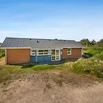 Anita - 500m From The Sea By Interhome